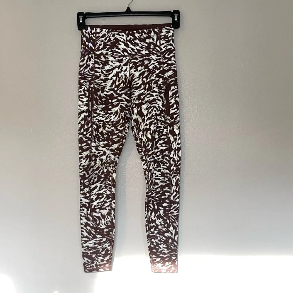 Athleta Rainer legging - Picture 2 of 10